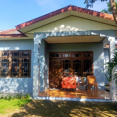 Cendana Guesthouse Labuan Bajo2 Buitenkant foto